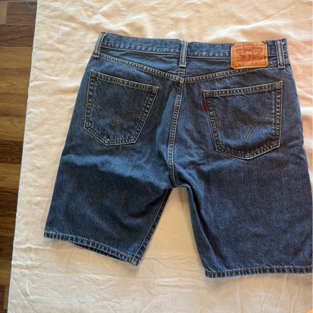 Levi's 505 Men's Blue Jean Shorts Size 36 - Picture 6 of 8